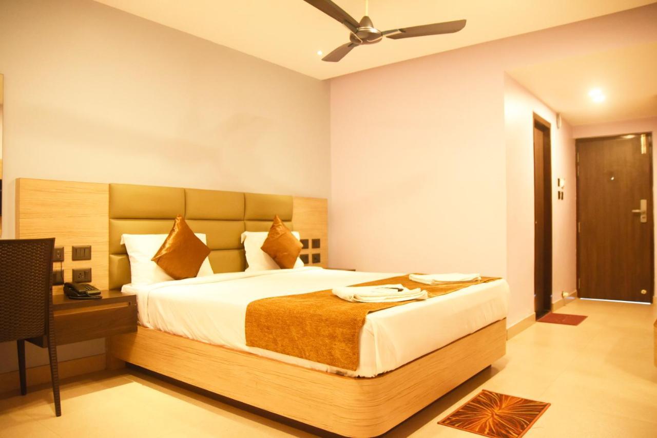 Hotel Om International Gokarna  Exterior photo